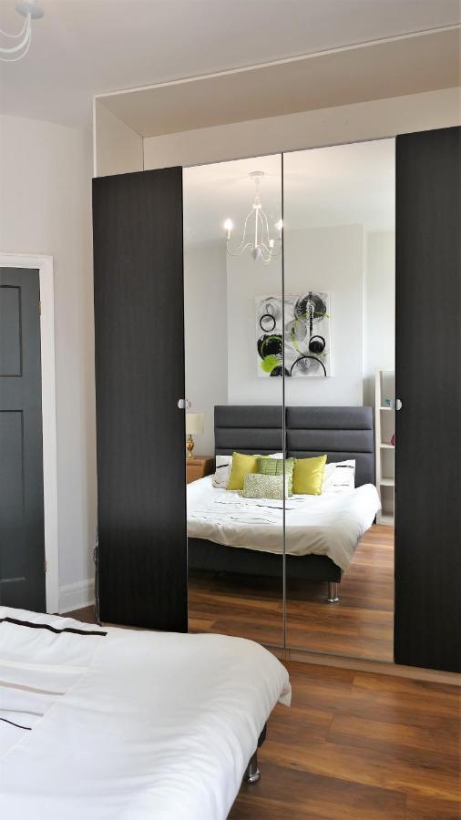 Ferienwohnung Beautifully Renovated 2 Bed Flat - Close To Beach Southend-on-Sea Exterior foto